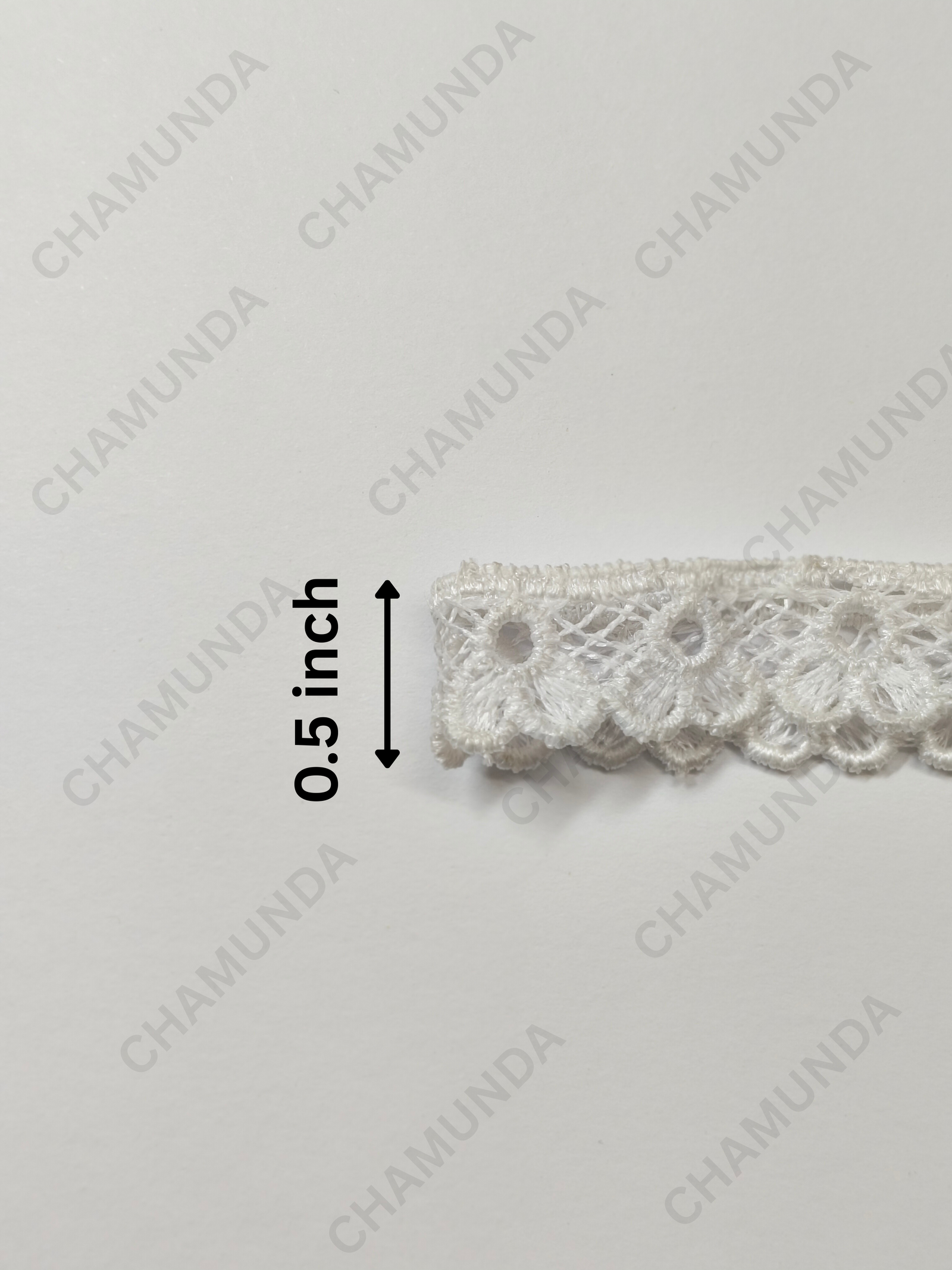 White circular mesh flower pattern GPO Lace Trim